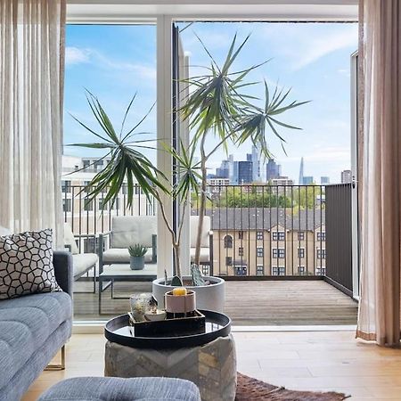 Modern New 1-Bedroom Home Stunning Views London Ngoại thất bức ảnh